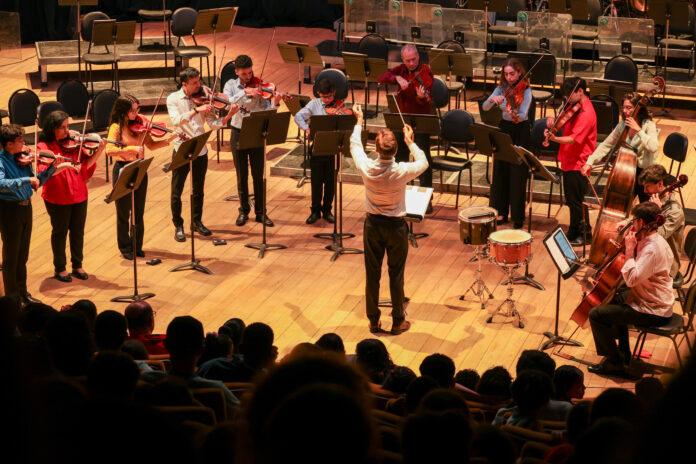 Foto_capa_estudantes_orquestra