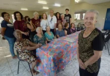 Vida em movimento: projeto leva oficinas de narração e artes para centros de convivência de idosos