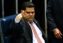 “O Congresso tem a palavra final sobre leis”, diz Alcolumbre