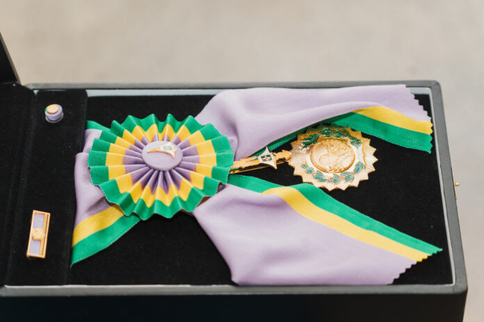 foto 2 - medalha anísio teixeira