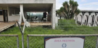 “Esqueletos” da capital federal: ruínas de prédios geram insegurança e prejuízos