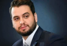 Moraes dá 24h para Filipe Martins explicar por que acessou LinkedIn