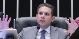 Hugo Motta afirma que decisão de Dino não aponta desvio em emendas