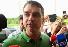 Flávio Bolsonaro revela “preço” para desistir de ser candidato a presidente