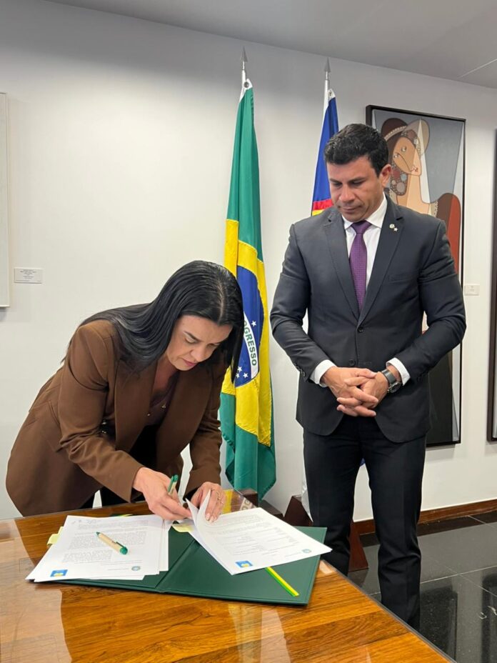 9.12. Acordo de cooperação Câmara. Foto Divulgação SMDFAcordo SMDF e Câmara