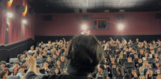 Ação do GDF leva mais de 200 estudantes da rede pública para sessão de cinema especial