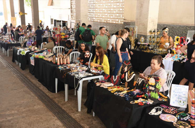 Projeto Banco de Talentos participa da Feira da Mulher Empreendedora em shopping de Brasília