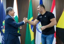 Em visita ao DF, lutadores reforçam a importância do esporte para quem atua na segurança pública