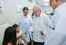 Lula critica uso político de hospitais: “Exploração do povo brasileiro”