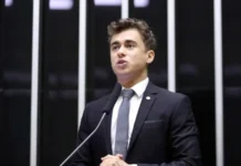 Carnaval repercute entre lideranças políticas e gera reação