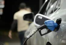 Após operação da PF, Sindicombustíveis-DF atribui alta às distribuidoras