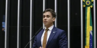 Nikolas justifica uso de jato de Vorcaro em caravana de Bolsonaro
