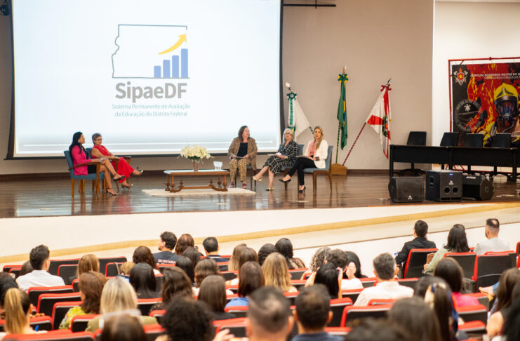 Sistema permanente de avaliação da aprendizagem no DF é lançado em seminário
