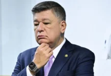 “Verdade começou a aparecer”, diz Viana sobre troca de presidente do INSS