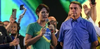 Moraes cobra qualificação de irmão de Michelle para cuidar de Bolsonaro