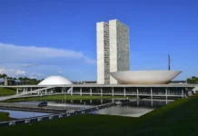 Saiba quem são os 11 governadores que deixaram cargos de olho nas eleições