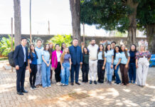 Delegação do Uzbequistão visita Centro Educacional 08 do Gama