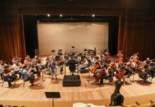 Após reforma do GDF no Teatro Nacional, Orquestra Sinfônica completa um ano de retorno à casa com recorde de público