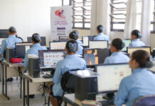 Programa Programadores de Futuro leva tecnologia a meninas acolhidas em internato de Santa Maria