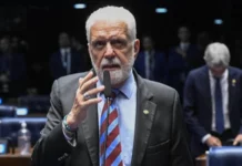 Jaques Wagner recorre ao STF para anular operação sobre Banco Master