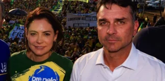 Flávio Bolsonaro e PL tentam conter crise após fala de Michelle
