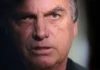 Moraes autoriza Bolsonaro a depor em caso de arma apreendida em blitz