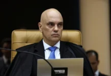 Alexandre de Moraes assume presidência do STF até o fim deste mês