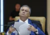 Defesa de Flávio Bolsonaro pede que Fachin tire Dino de caso “Dark Horse”
