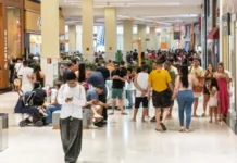 Varejo é o que mais contrata no comércio do DF, mas paga mal no Centro-Oeste