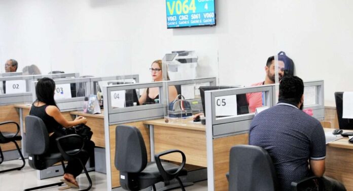 agencias-do-trabalhador-oferecem-mais-de-800-vagas-de-emprego-nesta-quinta-feira-16-1296x700