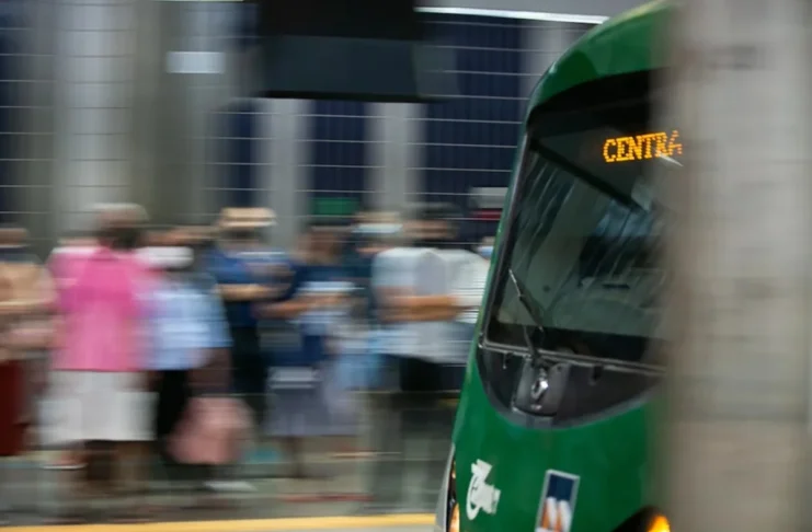 Metrô-DF: o que explica série de descarrilamentos, incêndios e atrasos