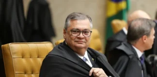 Dino aciona PF e aponta prejuízo de R$ 55 milhões em emendas Pix