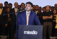 Renan Santos ataca Lula e Flávio e promete ‘matar quem roubar’