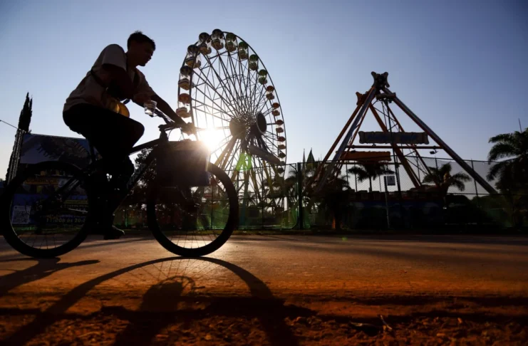 DF enfrenta semana de calorão com máxima de 34°C e baixa umidade