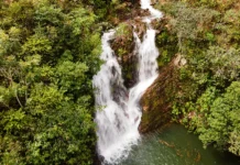 Pratique tirolesa em destinos de ecoturismo pertinho de Brasília