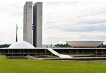 Número de candidaturas à Câmara dos Deputados recua em relação a 2022