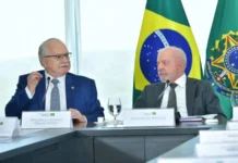 Fachin promete fim do inquérito das fake news em meio à crise no STF