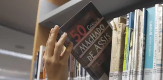 No Dia Nacional do Livro, conheça os apaixonados pela leitura