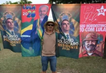 Vendas em baixa e ofensas: a rotina de quem comercializa artigos de candidatos
