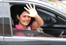 Michelle Bolsonaro agradece votos e diz que usará mandato para “ajudar quem sofre”