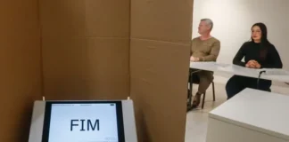 Justiça manda Meta remover publicações que incentivam demissão por voto